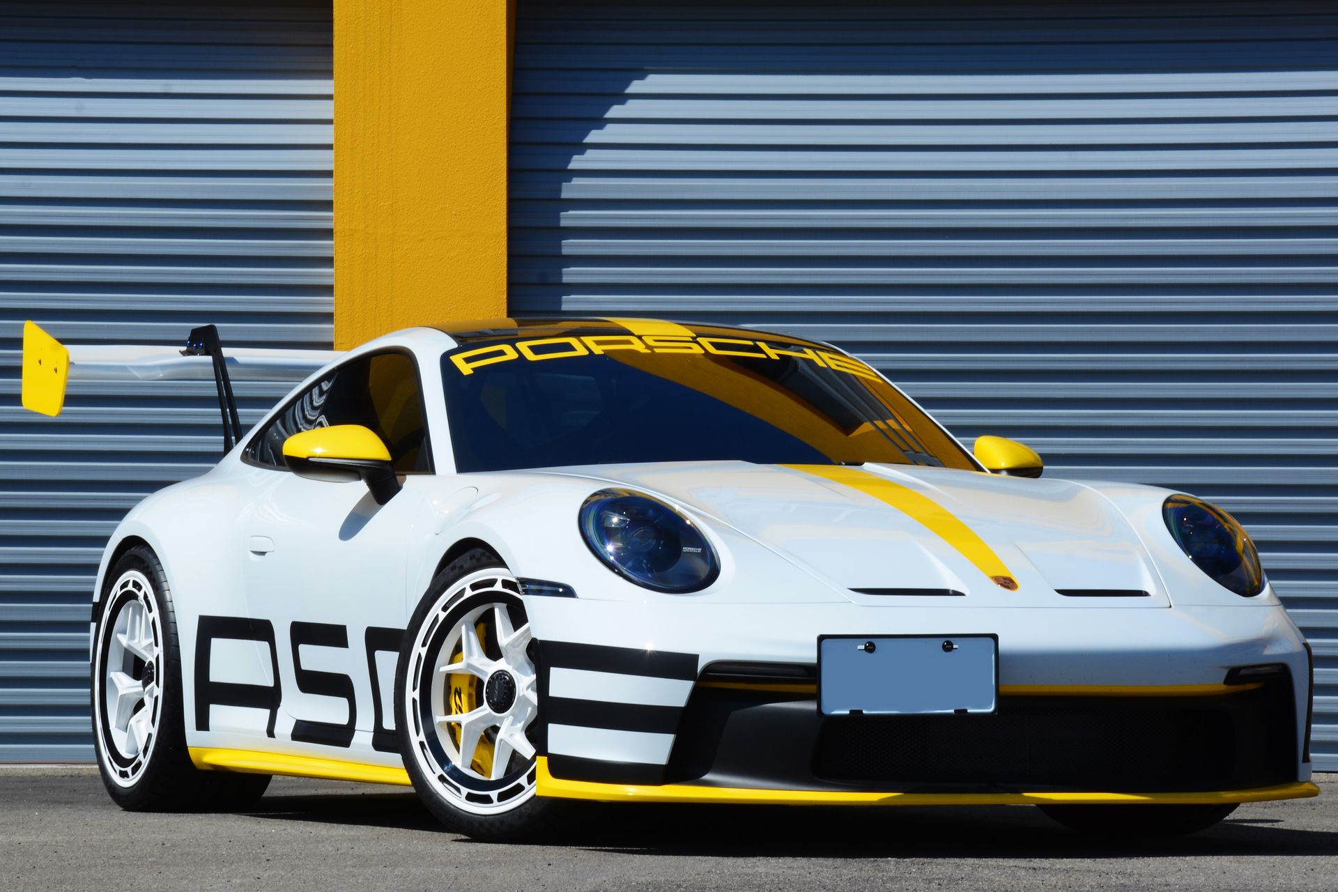 Car with SN series wheels (1 of 39)