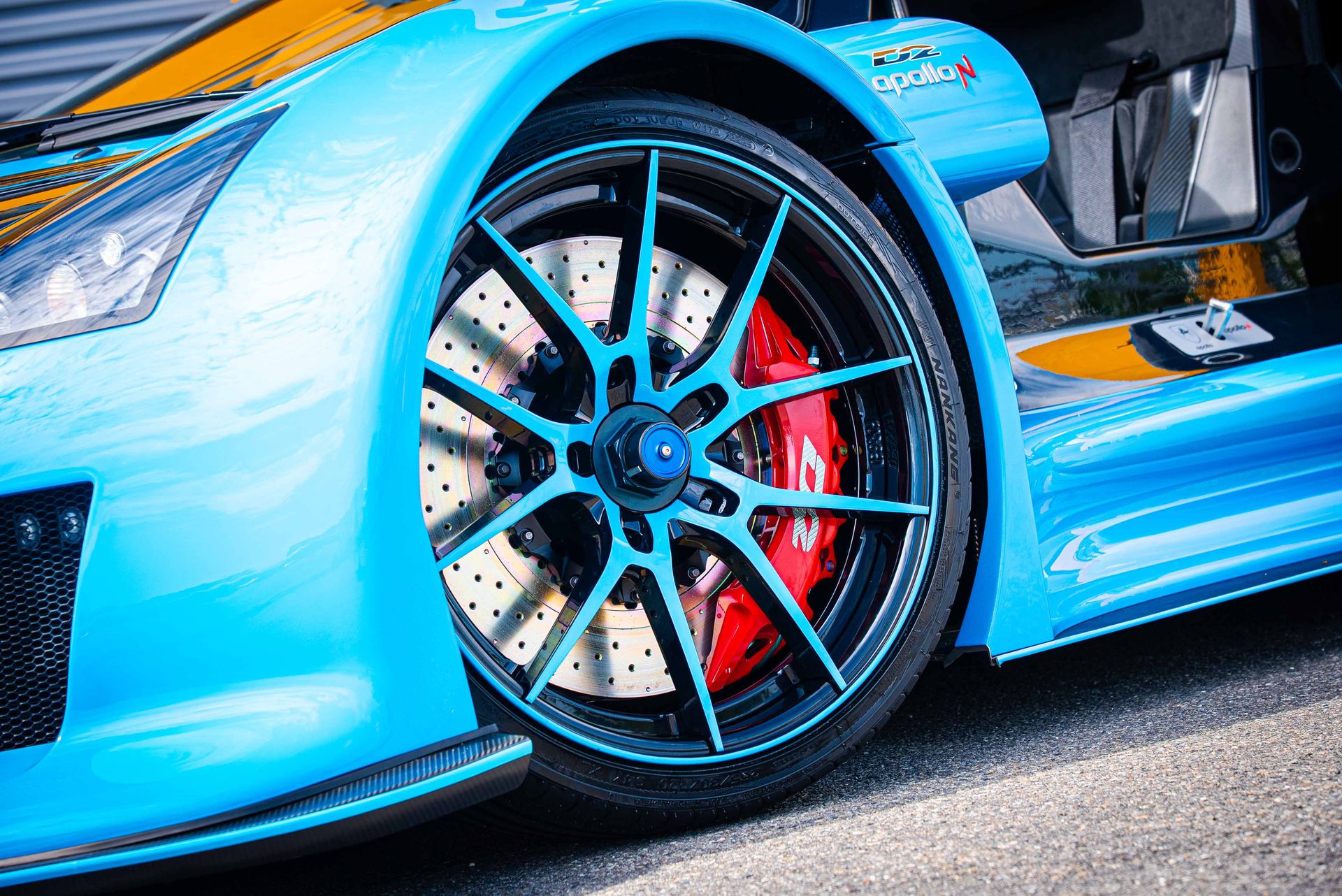 Car with SN series wheels (14 of 39)