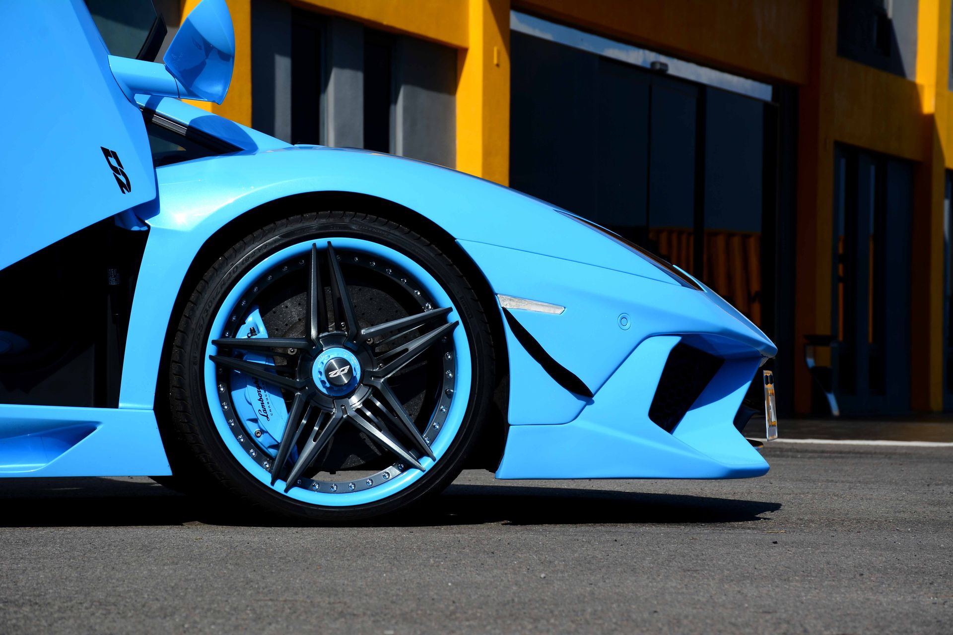 Car with SN series wheels (17 of 39)