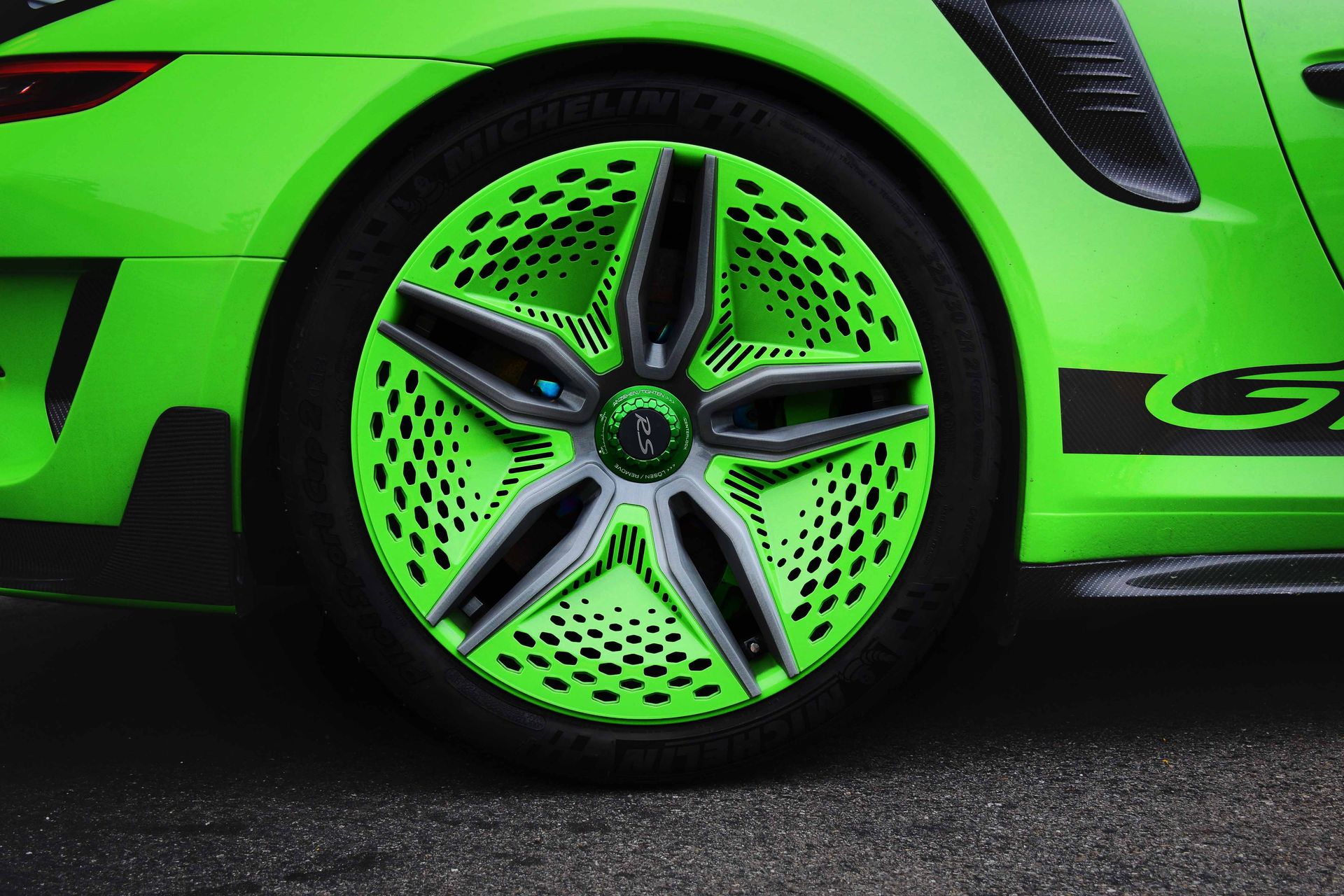 Car with SN series wheels (27 of 39)