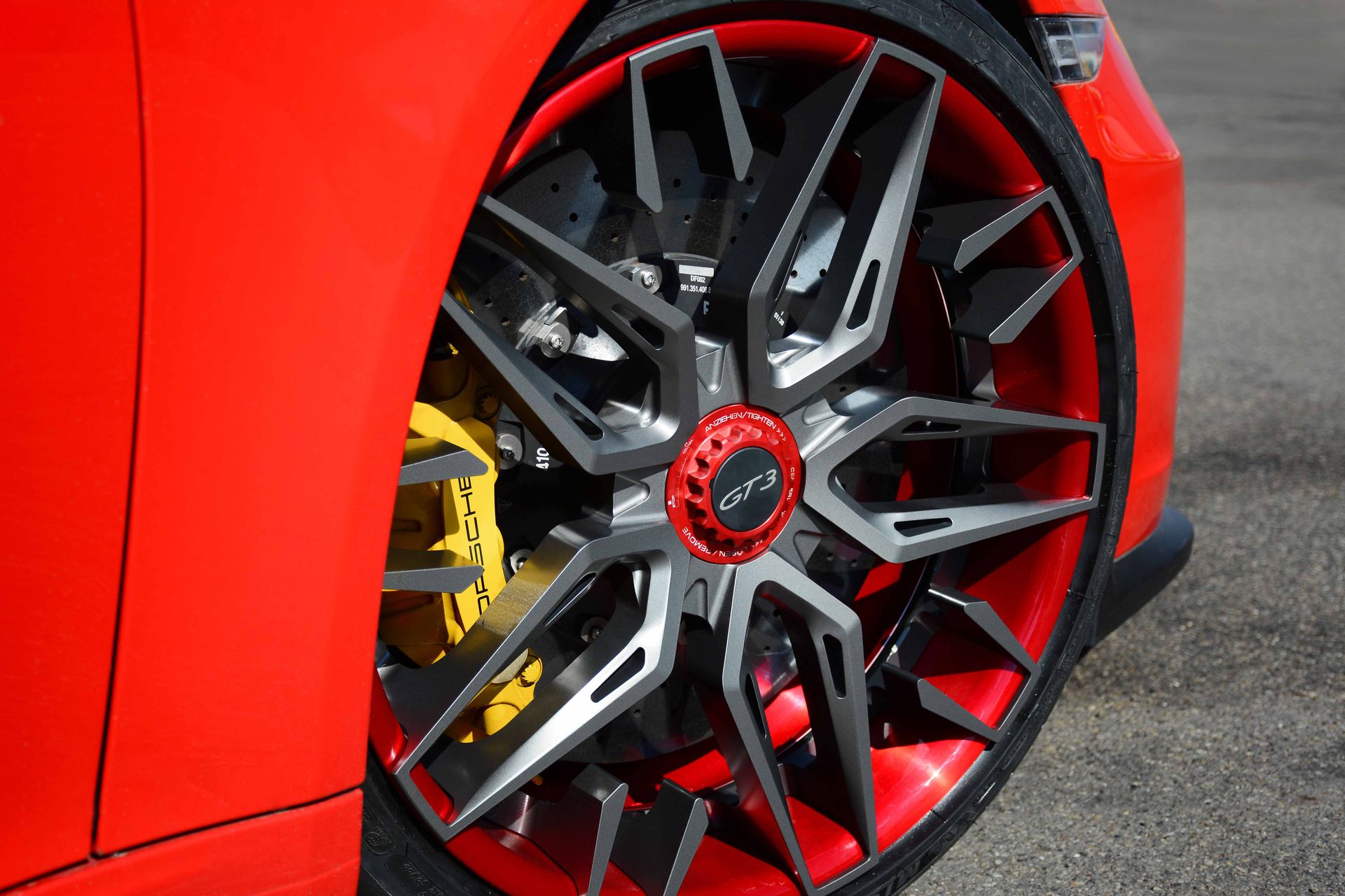 Car with SN series wheels (35 of 39)