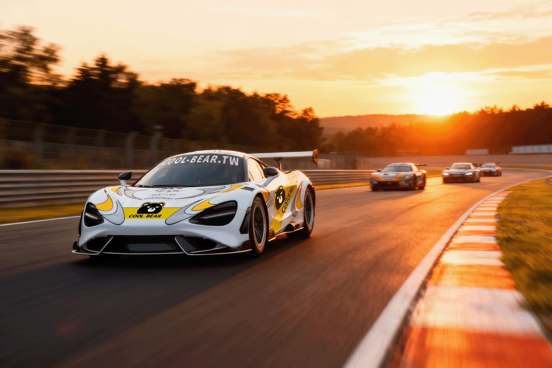 McLaren 720S GT3 EVO (4 / 5)