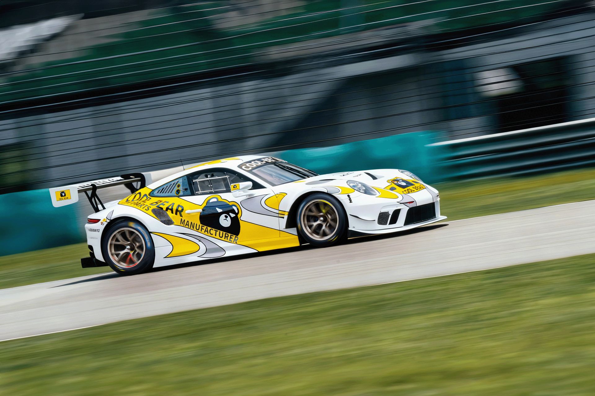 Porsche 991.2 GT3R (4 / 5)